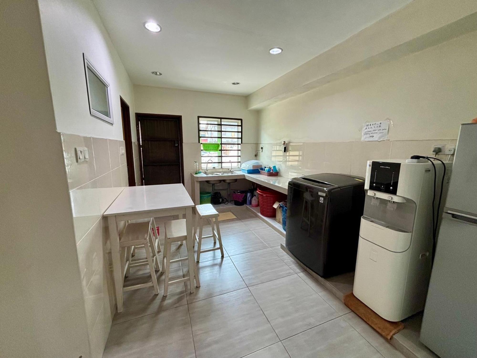 Meng Meng GuestHouse Kuantan Bagian luar foto